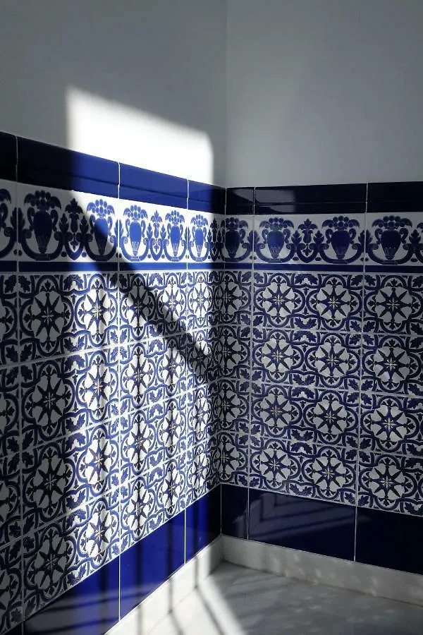The River Townhouse Pink Hotel Seville Apartment
